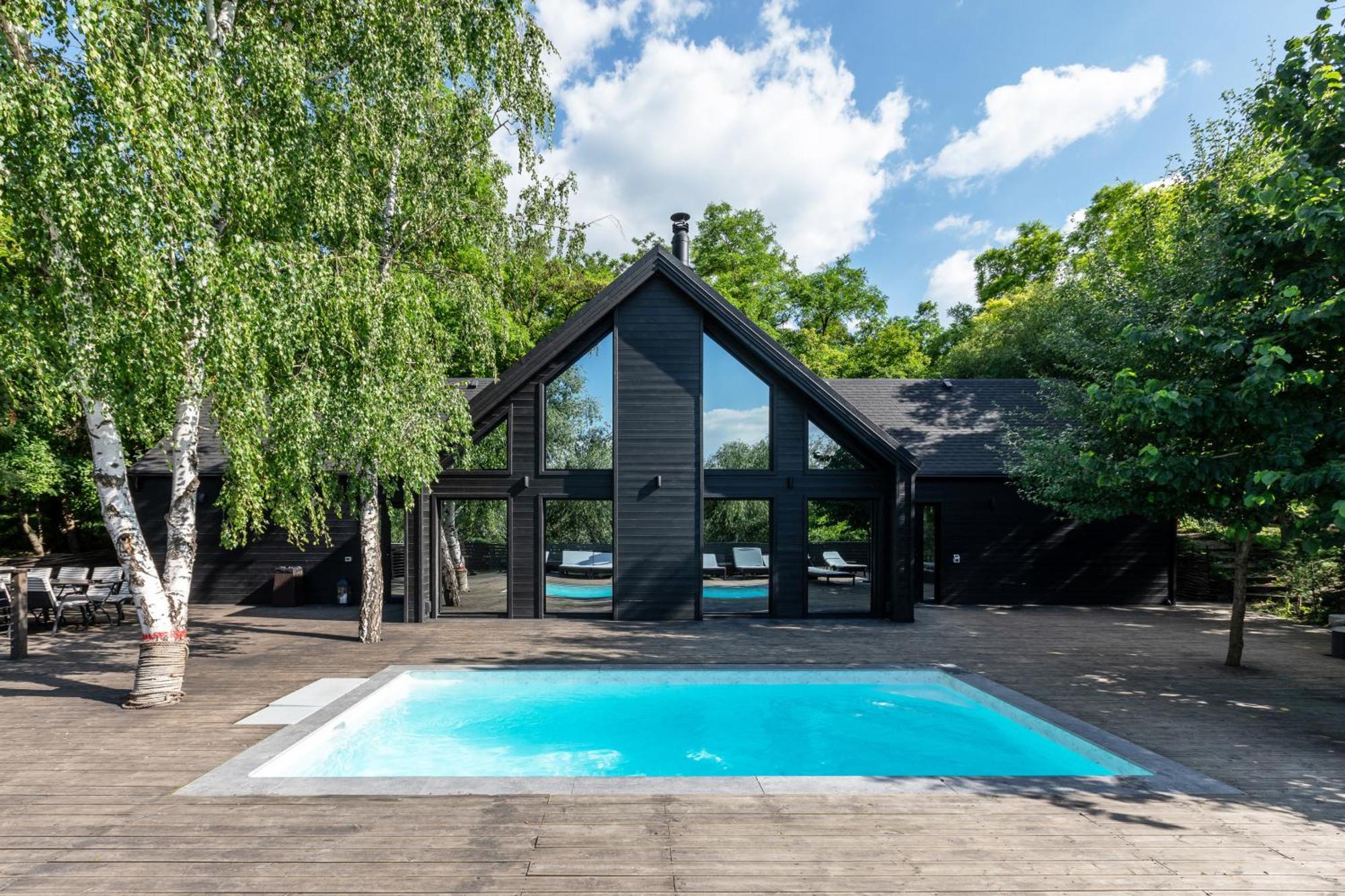 Отель Tree House Relax Park Кишинёв Экстерьер фото